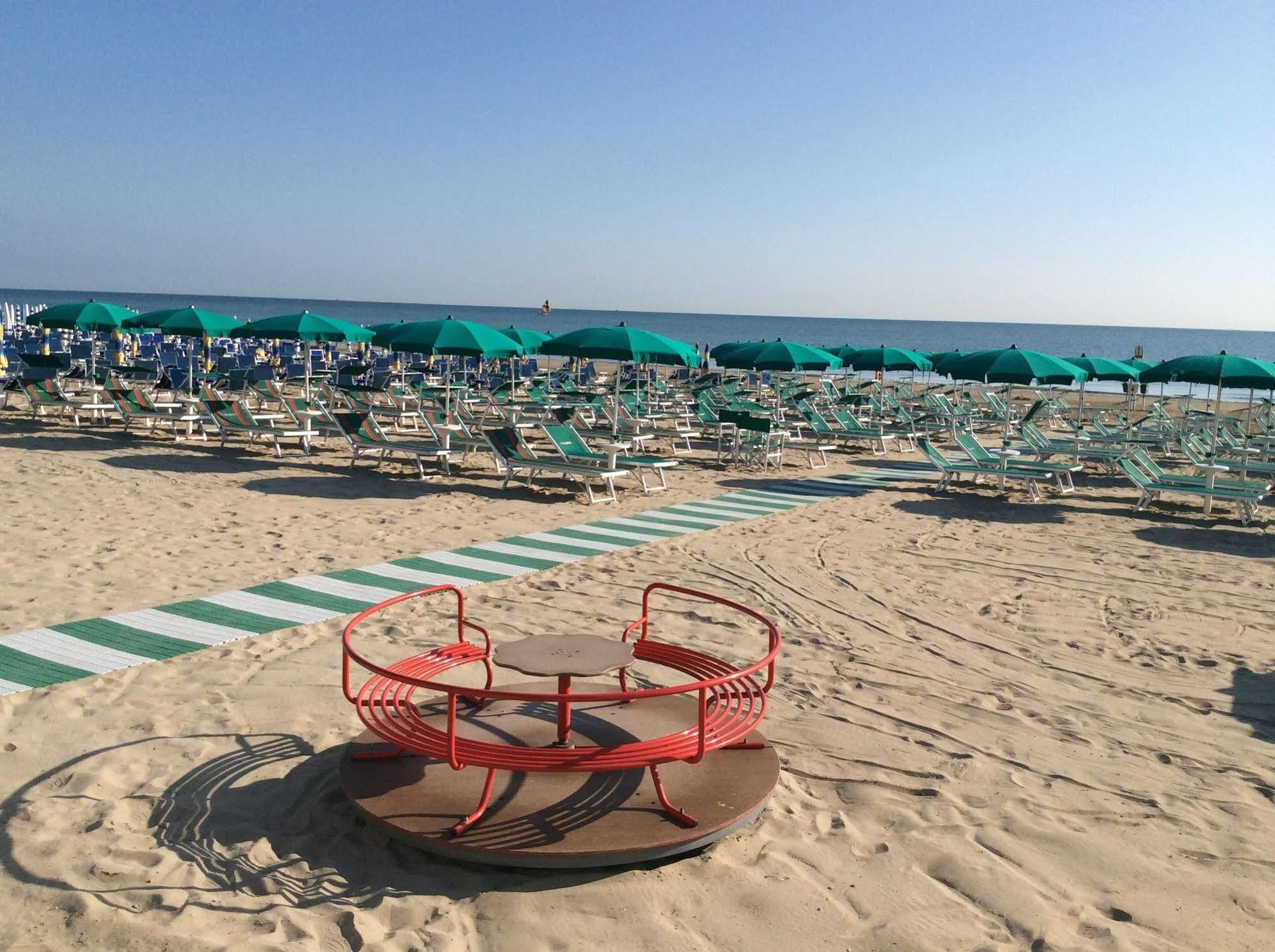 Hotel Majestic Senigallia Extérieur photo