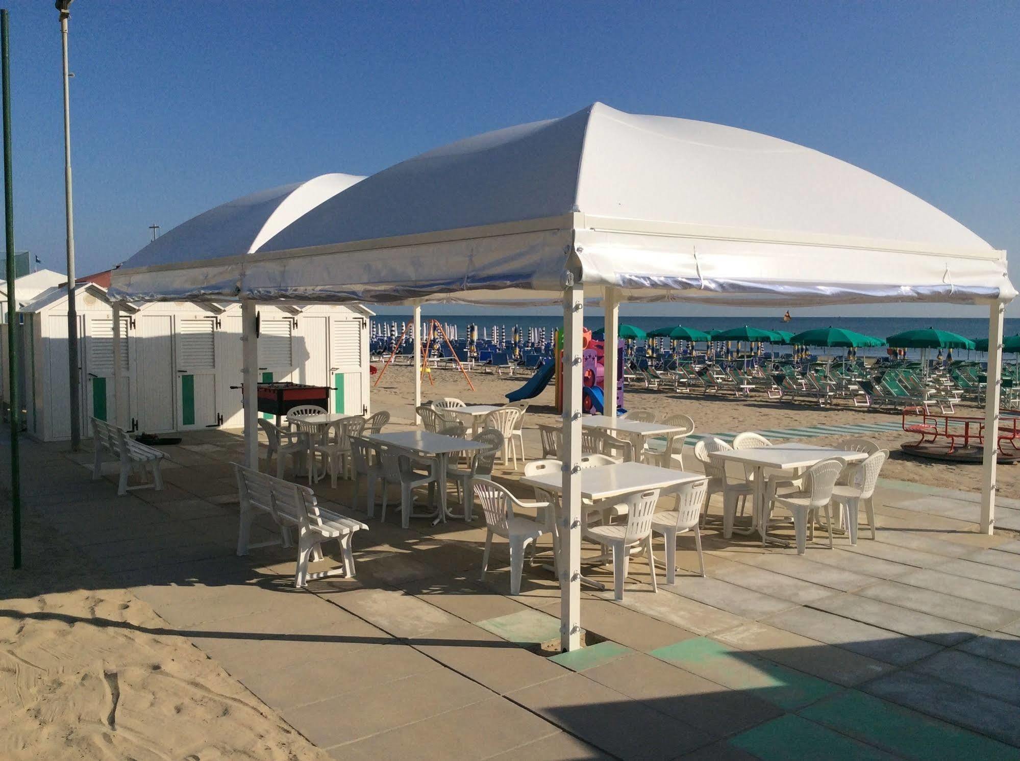 Hotel Majestic Senigallia Extérieur photo